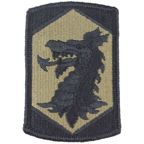 404th Maneuver Enhancement Brigade MultiCam (OCP) Patch Patches and Service Stripes 